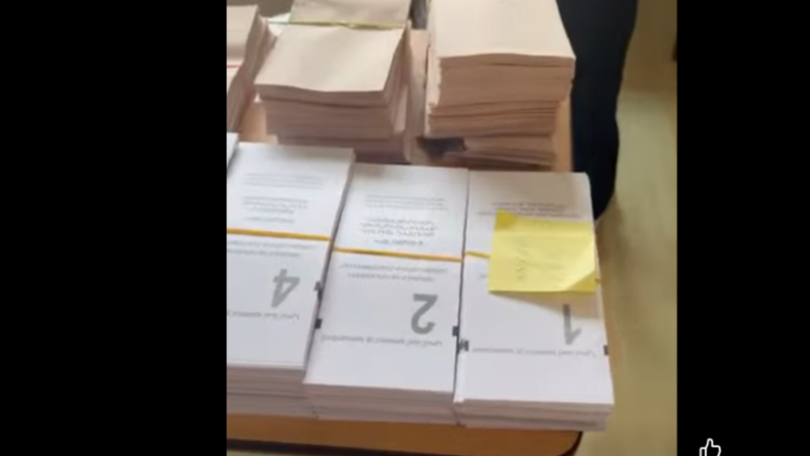 Гоар Мелоян сообщила об отсутствии пачки бюллетеней под номером 3 на одном из участков
