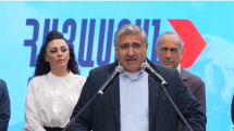 Արգիշտի թագավորը կասեր՝ էս ո՞ւմ էս երկիրը վստահեցիք, ար այսօր վեր է կենում՝ ասում. «մոռացեք անցյալը, պատմությունը, այնպիսի բան չացեք, որ թուրքերի դուրը չգա. Խաչատրյան