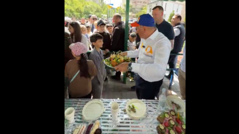 Ինչու սրանց արմատախիլ չեք անում շպրտեք՝ Ղարաբաղի պես. Քաղաքացին՝ Փաշինյանին