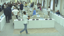 Scuffle breaks out at Yerevan City Council meeting after heated exchange