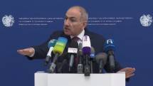 Դուք դիտավորյալ պառկում եք, որ ՊՊԾ-ի տղաները ձեր վրայով քայլեն. Փաշինյանի և լրագրողուհու հարցուպատասխանը շիկացավ
