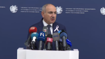 Pashinyan says he maintains regular contact with Aliyev since August 8