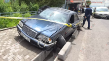 «Mercedes»-ը բախվել է «Հայ մամուլ»-ի մեքենային և վրաերթի ենթարկել քաղաքացուն. կան վիրավորներ