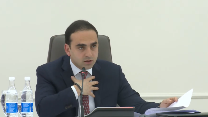 Մեր ներքին խնդիրների մի մասը իրական է, մի մասն էլ իրականությանը չի համապատասխանում. Ավինյանը՝ քաղաքապետարանի աշխատանքնային թերացումների մասին