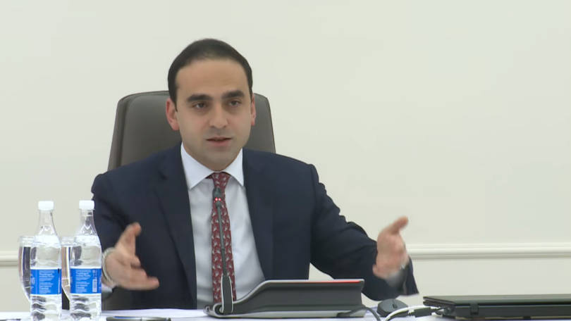 Yerevan mayor warns bus drivers overtime pay tied to fare collection