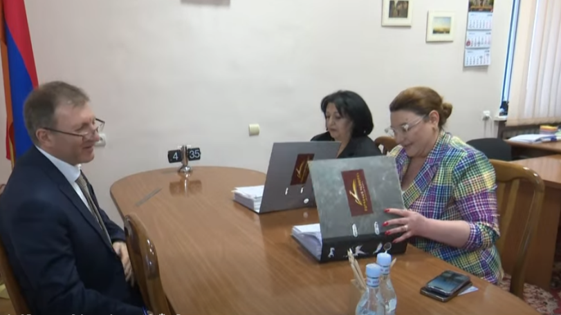 «Բարգավաճ Հայաստան»-ն ԿԸՀ են ներկայացրեց առաջիկա խորհրդարանական ընտրությունների առաջադրման հայտը