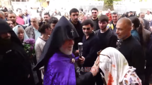 Կարմիր կիրակիի խորհրդով սուրբ պատարագ Մայր տաճարում