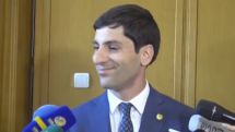 Ամոթ չունեցող մի ինքնահռչակ կոկորդիլոսագետ համարձակվում է ծաղրել դպրոցականին. Թաթոյան