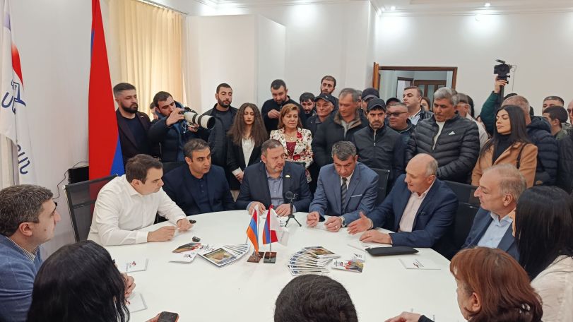 Միակ բանը, որ պետք է ջնջենք մեր պատմությունից` Փաշինյանն է` իր փոքրիկ խմբակի հետ. Ուժեղ Հայաստան