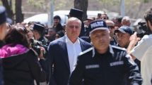 Ո՛չ անցյալ, ո՛չ ներկա. ԱՊԱԳԱ. Նարեկ Կարապետյան