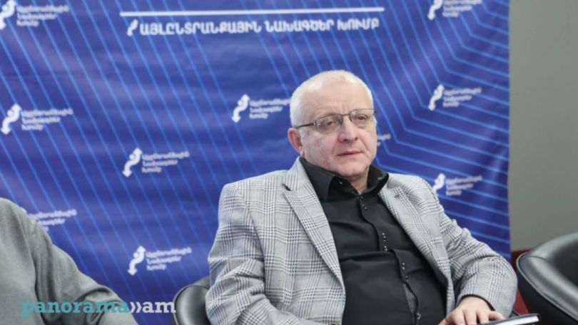Լուծումը հունիսի 7-ից առաջ կարճ բանաձևումների ստեղծումը և դրա շուրջ հասարակության կոնսոլիդացիայի ապահովումն է. Սուրենյանց