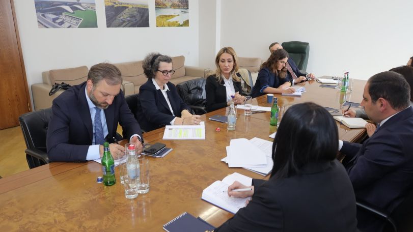 Դավիթ Խուդաթյանը հանդիպել է ՎԶԵԲ Թուրքիայի և Կովկասի հարցերով գործադիր տնօրենի հետ