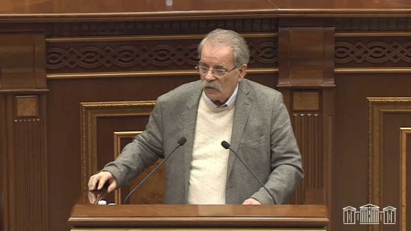 Armenian parliament majority rejects motion to dismiss broadcasting regulator member