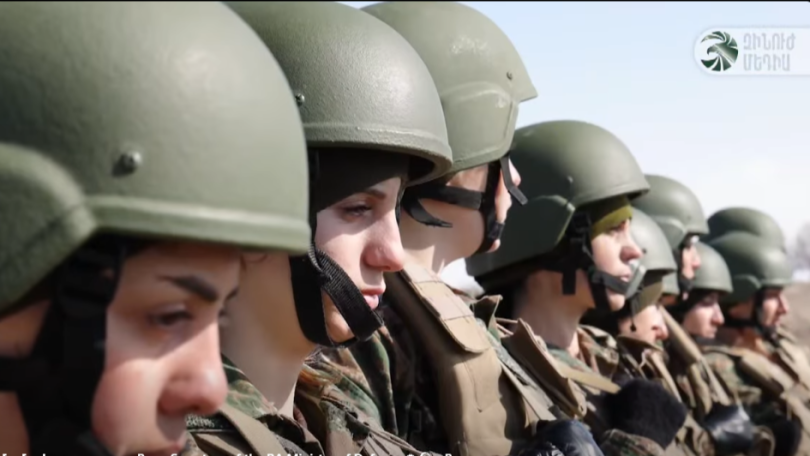 Մարտի 8-ը կանանց հրաձգային գումարտակում