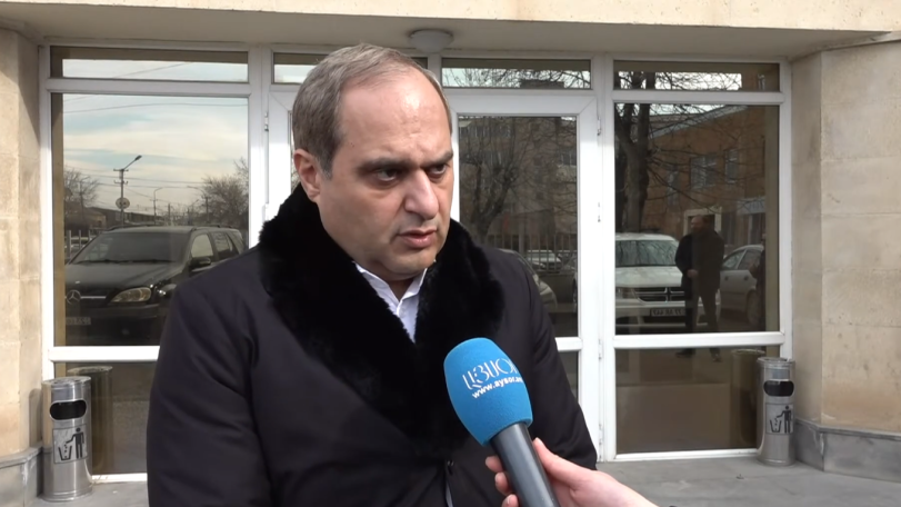 Ակնհայտ է, որ Արման Սարոյանի գործողություններով խոչընդոտվում է Հայ Առաքելական սուրբ եկեղեցու գորւծունեությունը. Արա Զոհրաբյան
