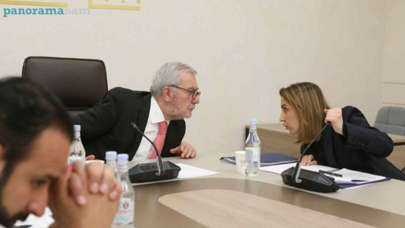 Նախագծով առաջարկվում է մինչև 3 տարեկան երեխայի խնամքի արձակուրդ հատկացնել արտաքին հետախուզության տղամարդ ծառայողներին
