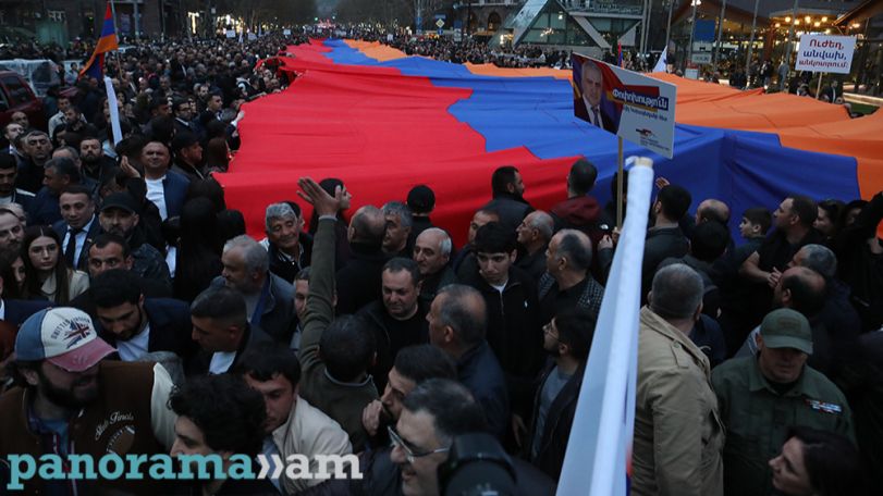 Ենթադրում եմ, որ առաջիկա դինամիկ ժամանակահատվածի համար Կարապետյանի թիմը հանրությանը մատուցելու է «անակնկալներ». Հակոբ Բադալյան