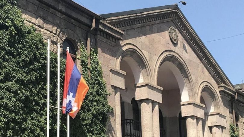 Արցախի ներկայացուցչությունում ՔԿ-ն խուզարկություններ է իրականացնում. Աբրահամյան