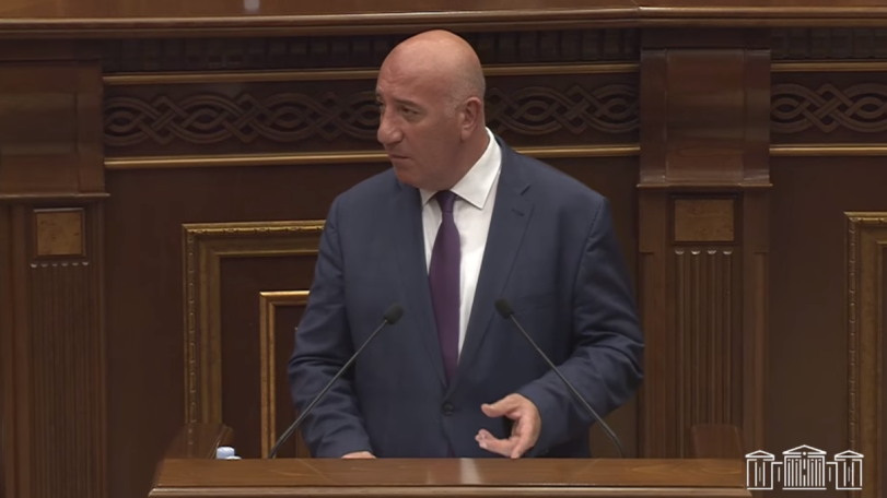 Իրականում ունենք այդ իմաստով բացասական խնդիրներ. Պաշտպանության փոխնախարարը՝ նույն անձին մի քանի անգամ վարժական հավաքների կանչելու մասին
