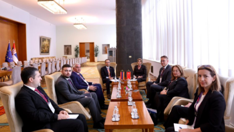 Բելգրադի կանանց համաժողովի շրջանակներում մենք հանդիպեցինք Արսեն Թորոսյանի հետ. Թուրք նախարարի գրառումը