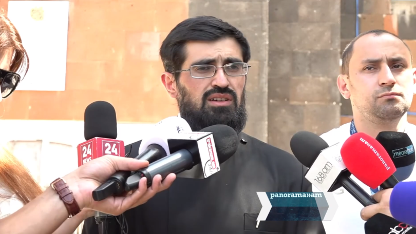 Սա հոգևոր կտտանք է, ճնշում Սրբազանի վրա, որպես քաղաքացի հայտնած իր դիրքորոշման համար. Արտաշես սարկավակ
