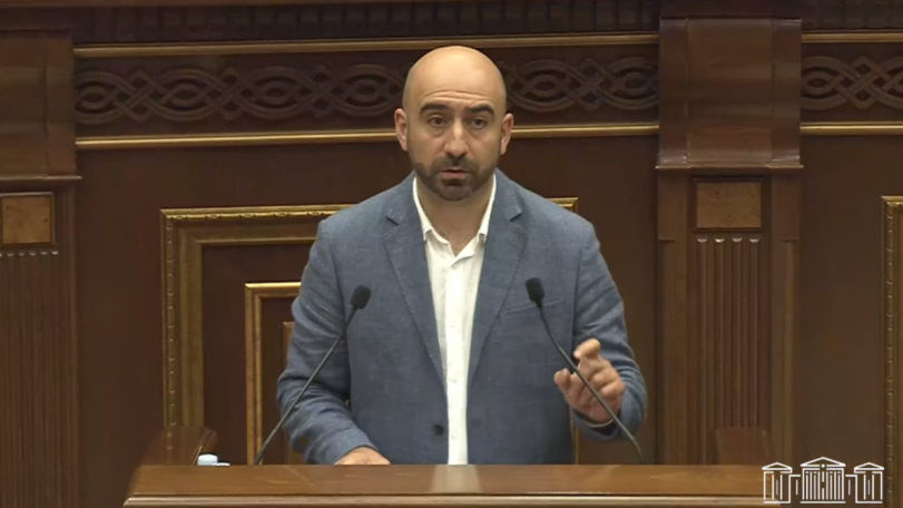 Депутаты от партии Пашиняна дали согласие на возбуждение уголовного преследования в отношении Артура Саркисяна