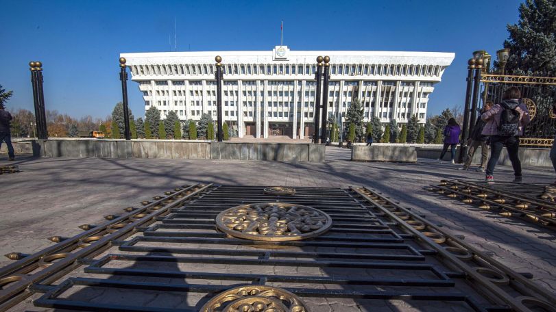 Kyrgyz parliament committee backs early dissolution proposal