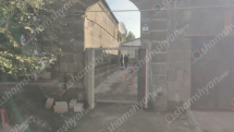 Գյումրու շենքերից մեկի բնակարանում հայտնաբերվել է 55-ամյա կնոջ մարմինը, կարողացել են փրկել երկրորդի կյանքը