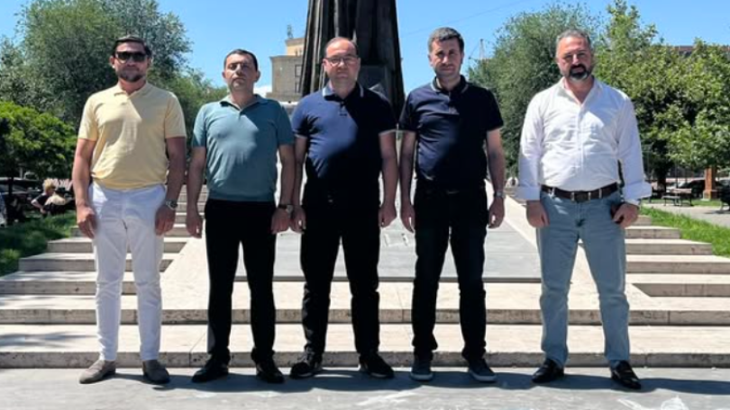 Փաշինյանի գրառումն հանդիսանում է Սահմանադրական կարգի տապալման նախապատրաստություն. Հինգ իրավապաշտպանների նախաձեռնություն