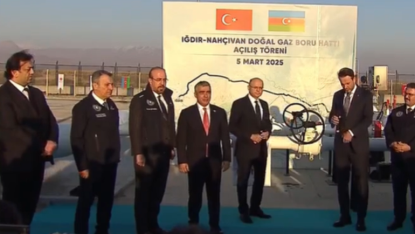 Մինչ Ադրբեջանը կառուցում է Սյունիքին միացող հատվածի արևելյան մասը, Թուրքիան կառուցում է նրա արևմտյան հատվածը. Արտակ Զաքարյան