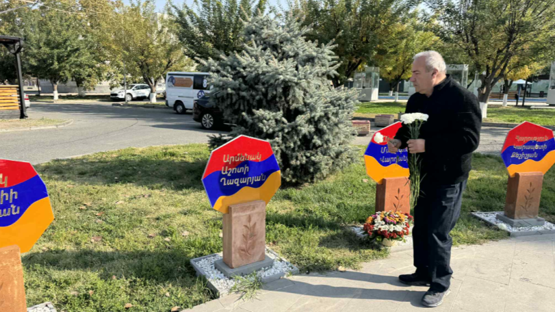 Ինչո՞ւ ես գալիս Եռաբլուր, ի՞նչ ունես այստեղ անելու, գնա Ալիևիդ հետ հաղթանակդ տոնի. Խաչիկ Մանուկյանը՝ Փաշինյանին