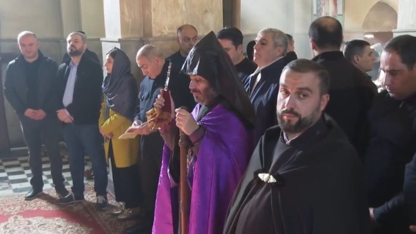 Սիգարների սիրահար, Մասյացոտն թեմի առաջնորդ Գևորգ սրբազանը ևս դասակարգվեց Ալլահշուքյուր Փաշազադեի աջակողմյան դասում. Էդգար Ղազարյան