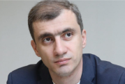 Ավտոմեքենաների մգեցված ապակիների համար տուգանքները հակասում են ՀՀ օրենսդրությանը. Մեսրոպ Առաքելյան