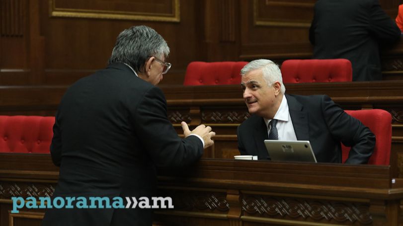 Կարծիք արտահայտելու ձև էլ կա ու ձևաչափ. Գրիգորյանը եկեղեցում քաղաքացու բերանը փակելու մասին