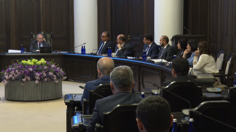 Կառավարության շենքն օգտագործելու համար չէինք վճարում, հիմա վճարելու ենք, դրանից ի՞նչ է փոխվում մեր կյանքում. Փաշինյան