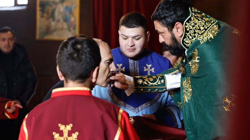Կարծում եմ՝ ճիշտ կլինի, որ կիրակնօրյա պատարագներից առաջ եկեղեցիներում երգչախմբերը կատարեն ՀՀ օրհներգը. Նիկոլ Փաշինյան