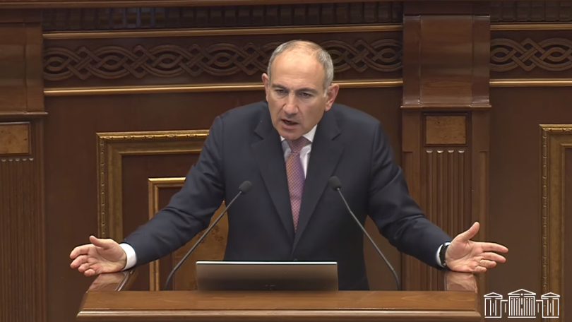 Փաշինյանն աղքատներին հորդորեց վերադառնալ կրթությանը, եթե դրանից հետո բարեկեցիկ չդարձան՝ կրկին կրթվեն