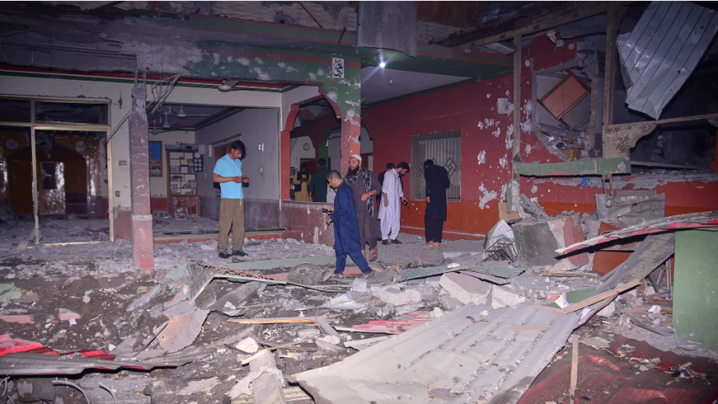 India launches air strikes on Pakistan