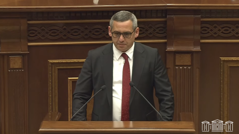 Artyom Mehrabyan sworn in as new ruling party MP