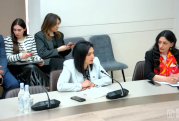 Ալավերդիում պարեկները պահանջել են, որ անձնական զննության համար քաղաքացին իջեցնի իր տաբատը. Թագուհի Թովմասյան
