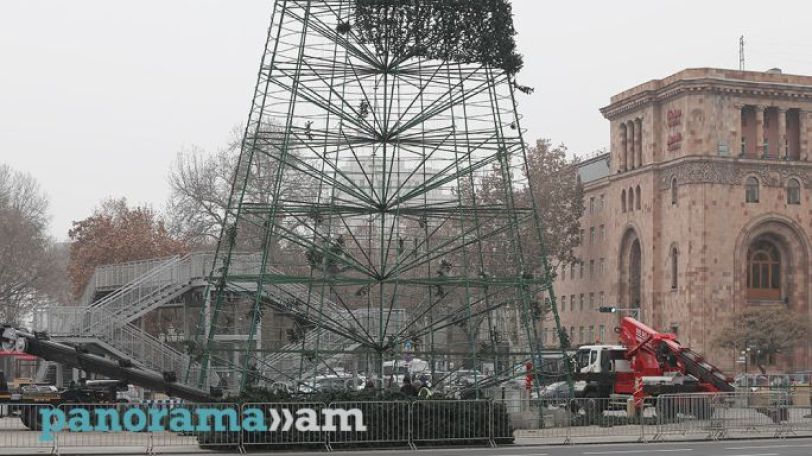 Քաղաքապետարանը այս տարի գլխավոր տոնածառի համար 130 հազար դոլարով նոր ճյուղեր և լույսեր կգնի