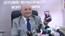 Провокация или происки хакеров: мэр Гюмри Вардан Гукасян – о песне «Доля воровская» в поющих фонтанах