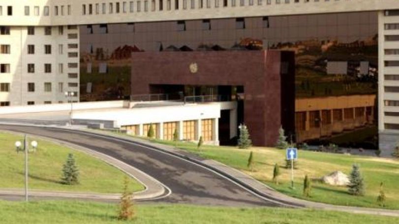 Armenian army officer dies; investigation underway