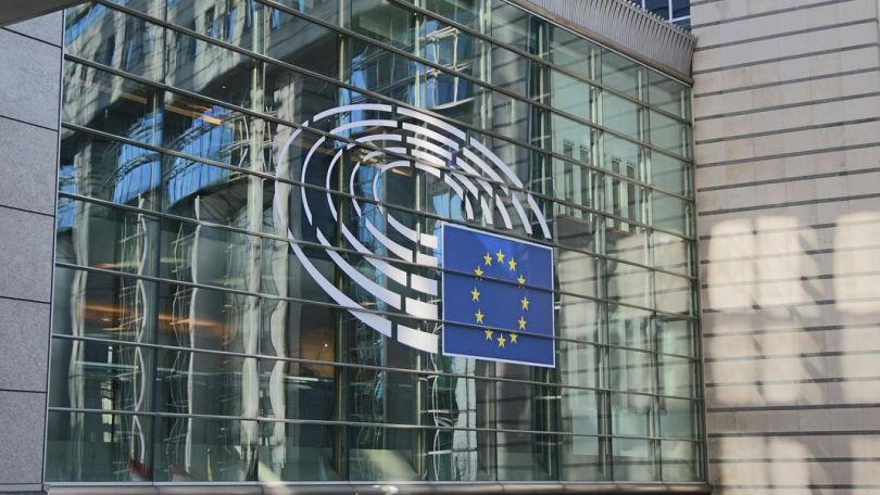 Европарламент призвал запретить на территории ЕС доступ в соцсети детям до 13 лет