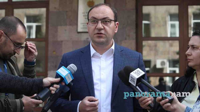 «Մեր քաղաքը» դաշինքի առևшնգված երկու կանայք  Գյումրու ոստիկանության երկու բաժիններից որևէ մեկը չեն բերվել. Փաստաբան