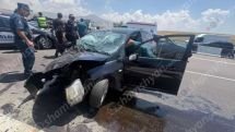Կոտայքի մարզում «Nissan Tiida»-ն բախվել է կամրջի երկաթբետոնե արգելապատնեշներին․ կան վիրավորներ