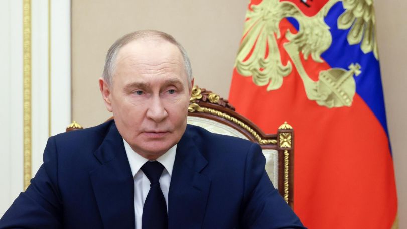 Putin extends holiday greetings to Pashinyan, former Armenian presidents