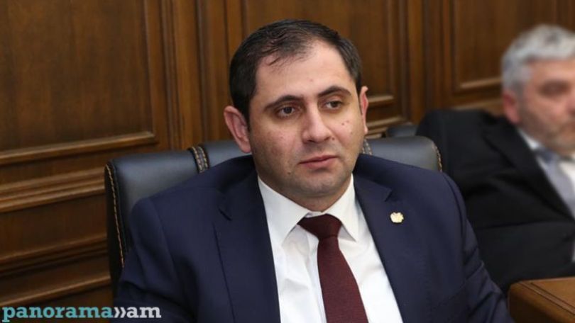 Պապիկյանն ամեն ինչի ժամանակ գտնում է` ստատուս գրելու, տեսանյութեր շեյր անելու, բայց օրենքի պահանջ կատարելու տրամադրություն չունի. Աբրահամյան