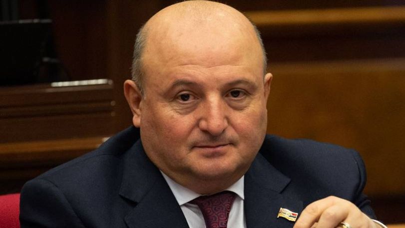 Գնացե՛ք ընտրության, իմ թասիբով ժողովուրդ, ձեր մեկ քվեն մեկ ապտակ է հայրենավաճառներին․ Վարդան Ղուկասյան