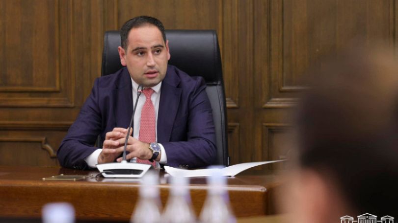 Թույլ տվեք շատ փակագծեր չբացեմ, ռիսկերը մենք կառավարում ենք. Խուդաթյանը գազի սակագնի վերանայման մասին